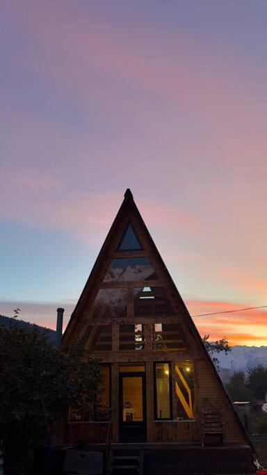 A-Frame Местия Экстерьер фото