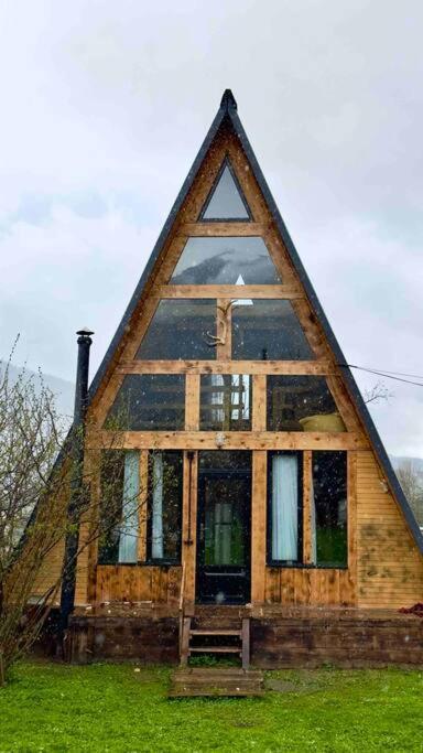 A-Frame Местия Экстерьер фото