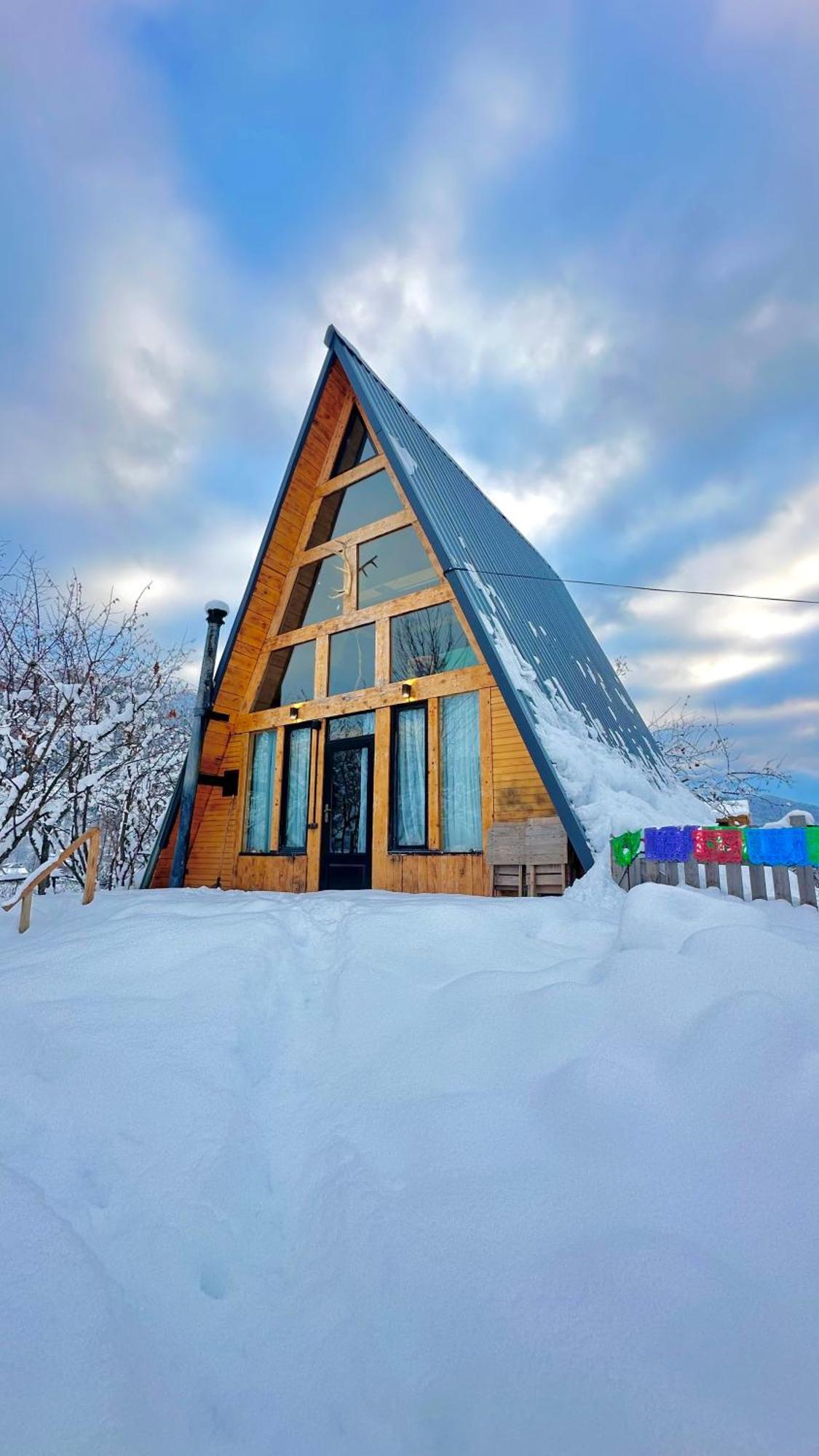 A-Frame Местия Экстерьер фото